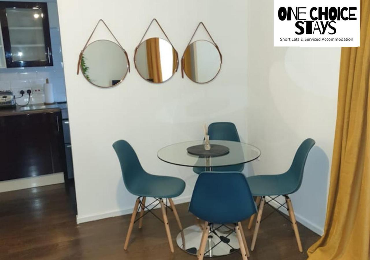 One Bedroom House By One Choice Stays -serviced House Birmingham,nec, Airport Holiday home *